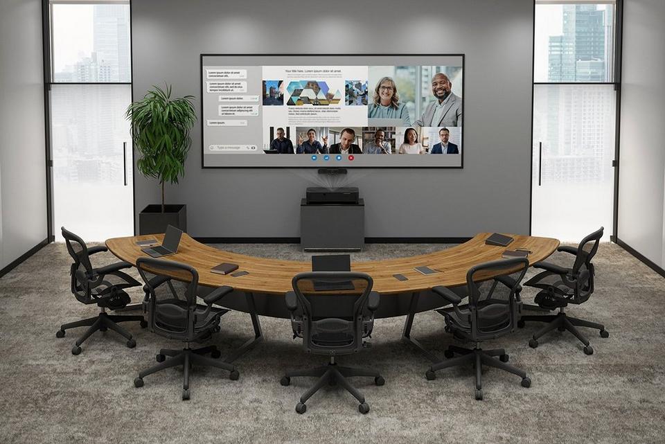 Epson EB-815E Projector (V11HA99180)